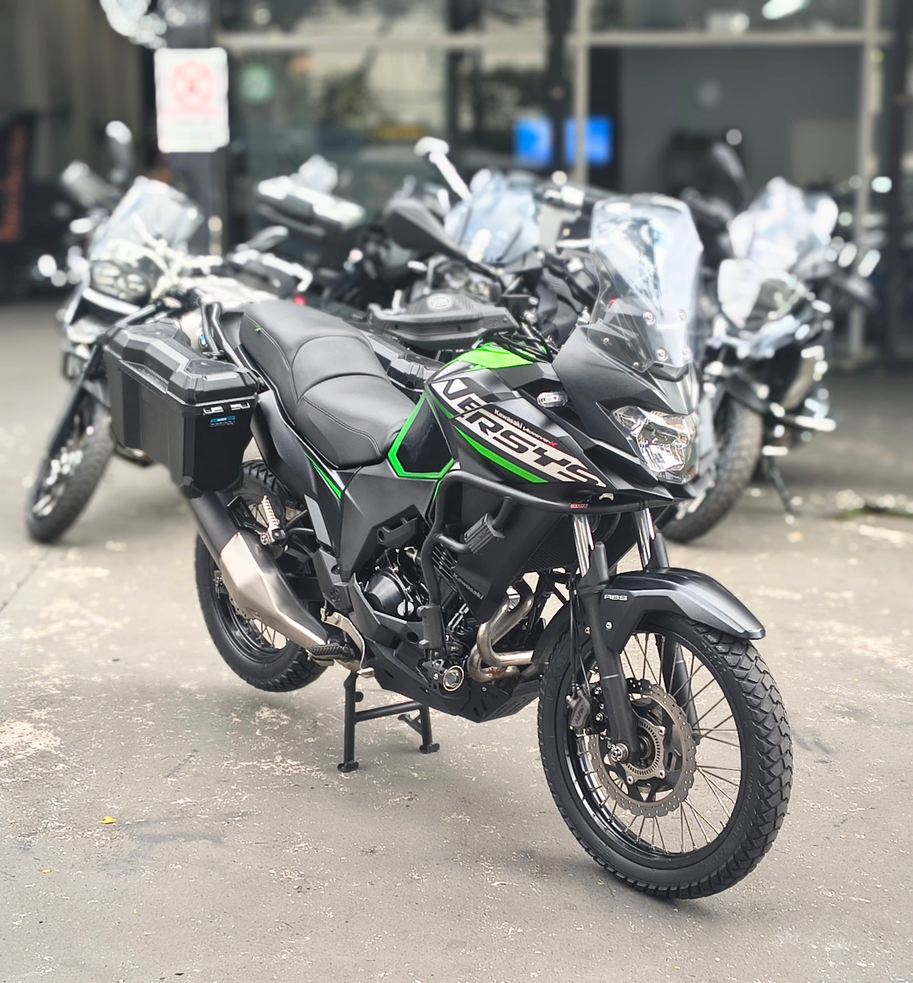 Kawasaki  Versys X 300