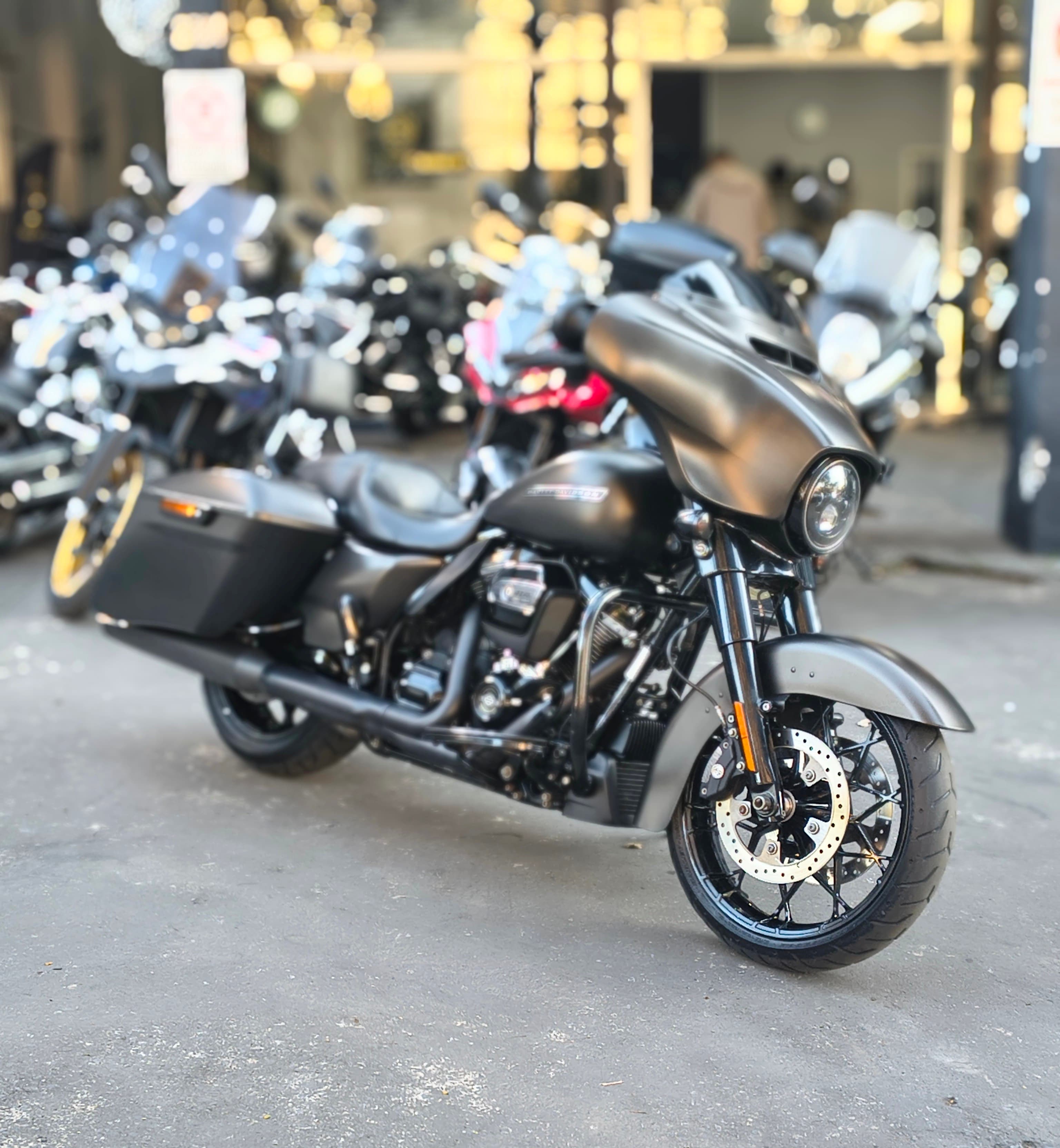 Harley Davidson  Street Glide Special FLHXS 